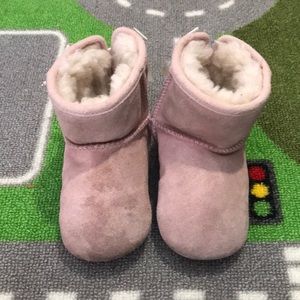 Baby girl Ugg’s ❄️
